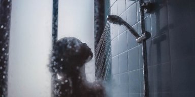 5 Of The Best Headphones For The Shower