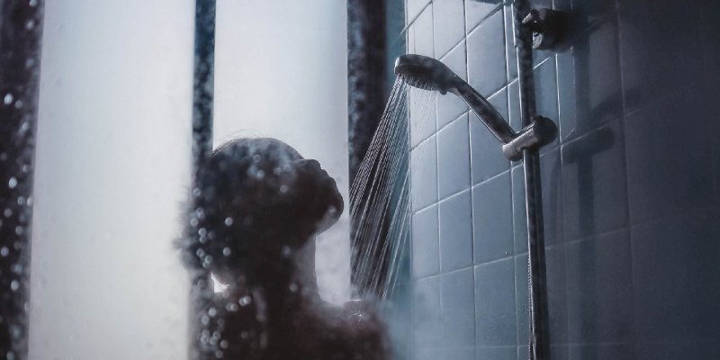 5 Of The Best Headphones For The Shower