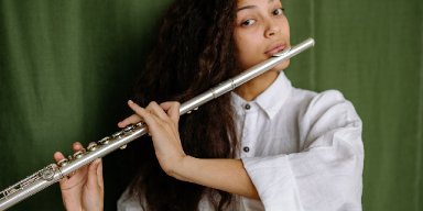 Learn How To Play Flute - 3 Effective Methods