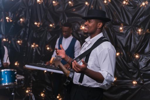 What Is Scat Singing? (+ Great Examples!) - Yona Marie | Yona Marie Music