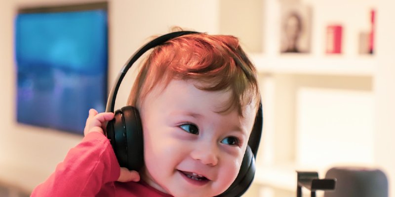 4 Best Baby Earphones For Loud Noise Protection