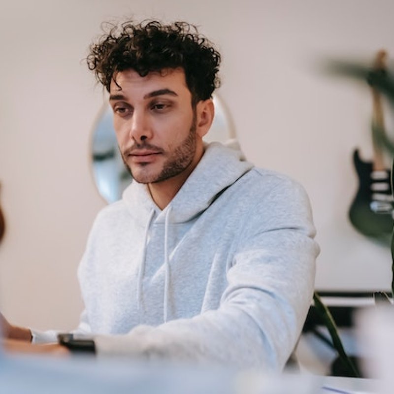 Email Marketing For Musicians - 10 Tips To Help You Grow Effectively