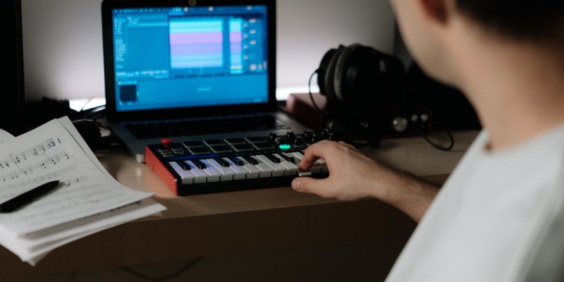 How To Find A Music Producer That Is Affordable And Talented (7 Ways)