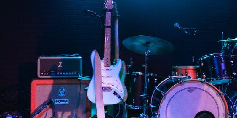 10 Great Reasons To Become A Multi-Instrumentalist + Where To Start 