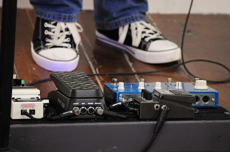 technologyequipmentpedalsguitarmusicpedalboard.jpeg