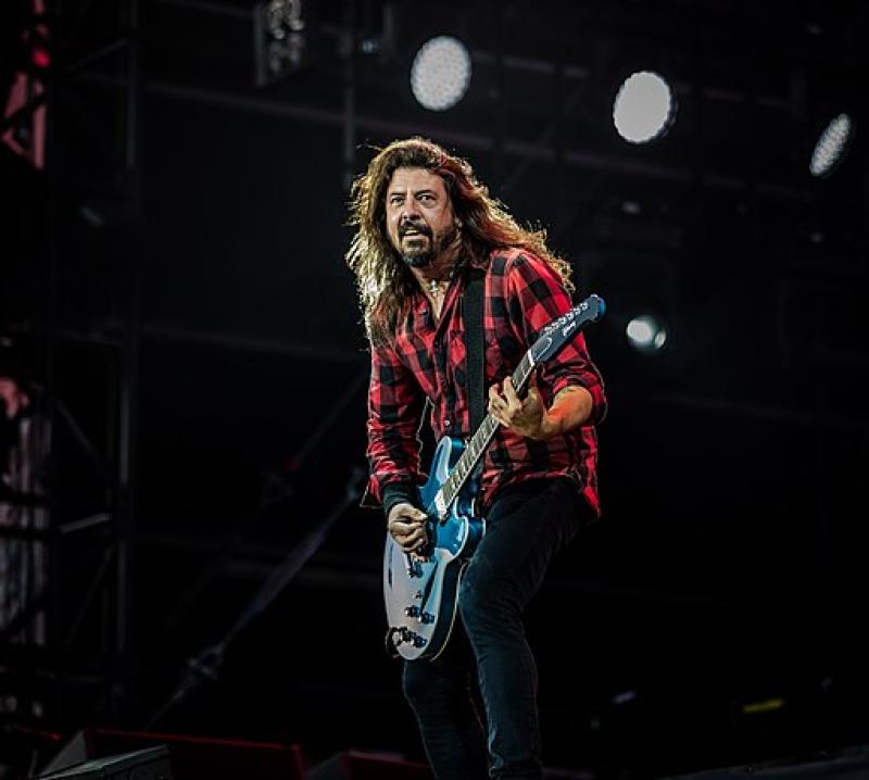 512pxFoo_Fighters__Rock_am_Ring_20185671.jpeg