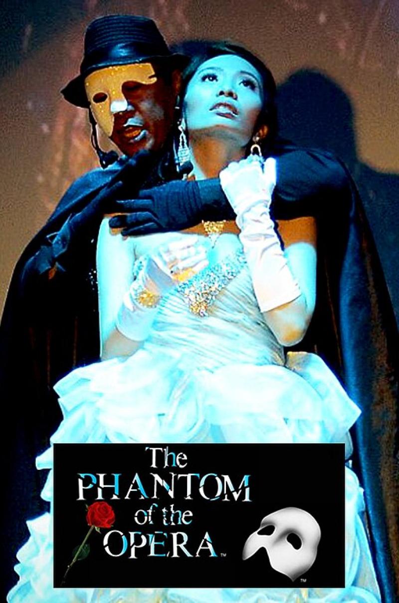 Terence_Guillermo_as_Phantom_and_Gian_Gloria_as_Christine.jpeg