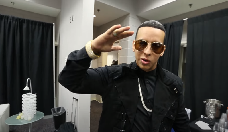 Daddy_Yankee_THE_KING_DOM_Parte_4_Behind_the_Scenes_111_min.png