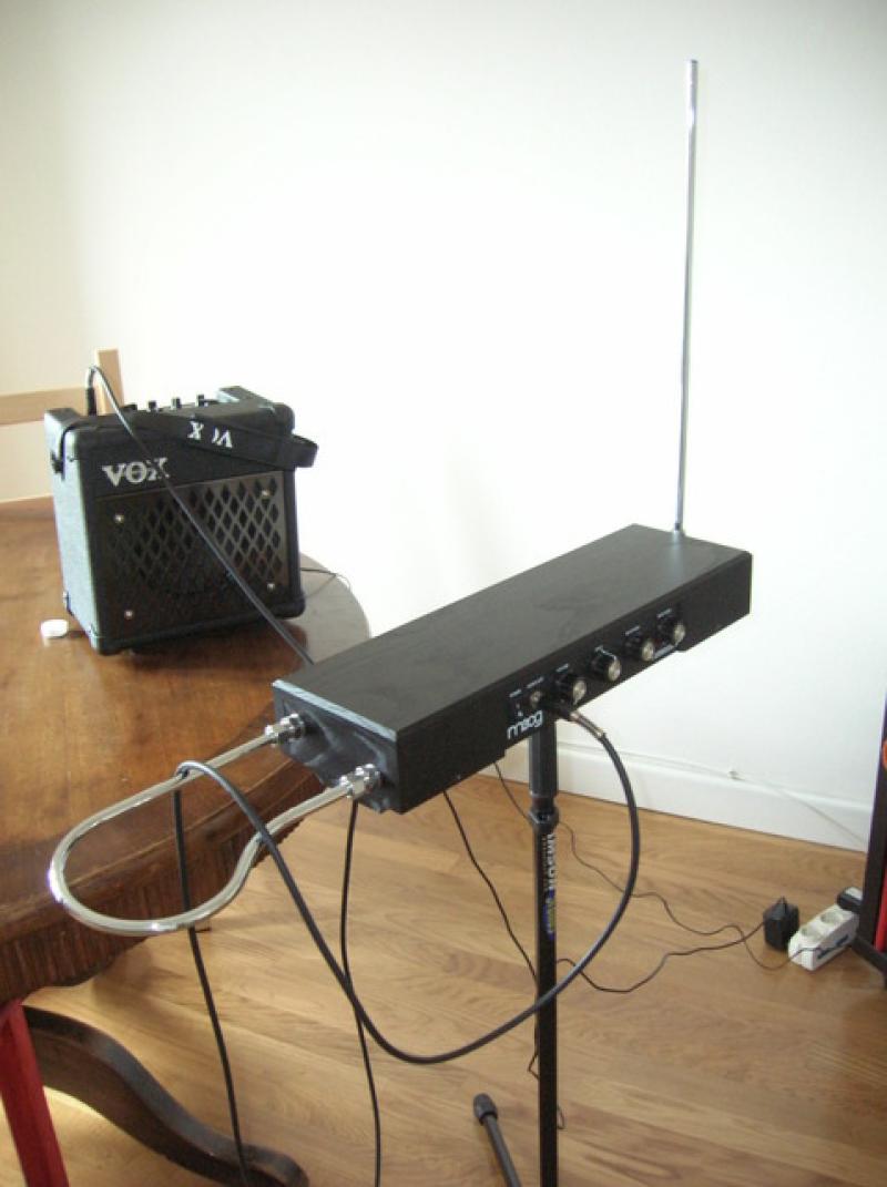 Moog_Etherwave_Theremin_20100913.jpeg