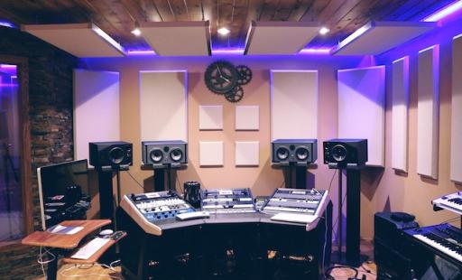 blue-music-studio-lights