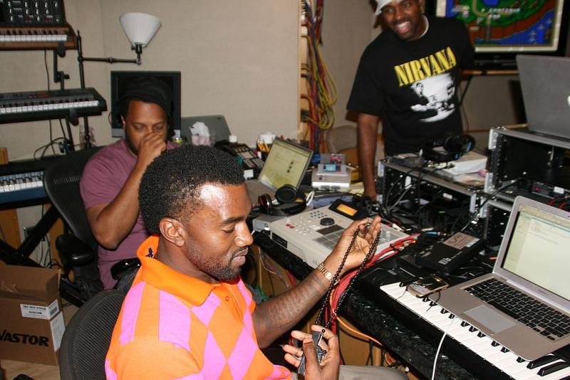 1024px-Kanye_West_in_the_Studio.jpeg