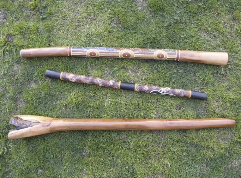 Various_Types_of_Didgeridoo.jpeg